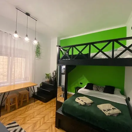 Green Vibes Central Brasov Exterior photo